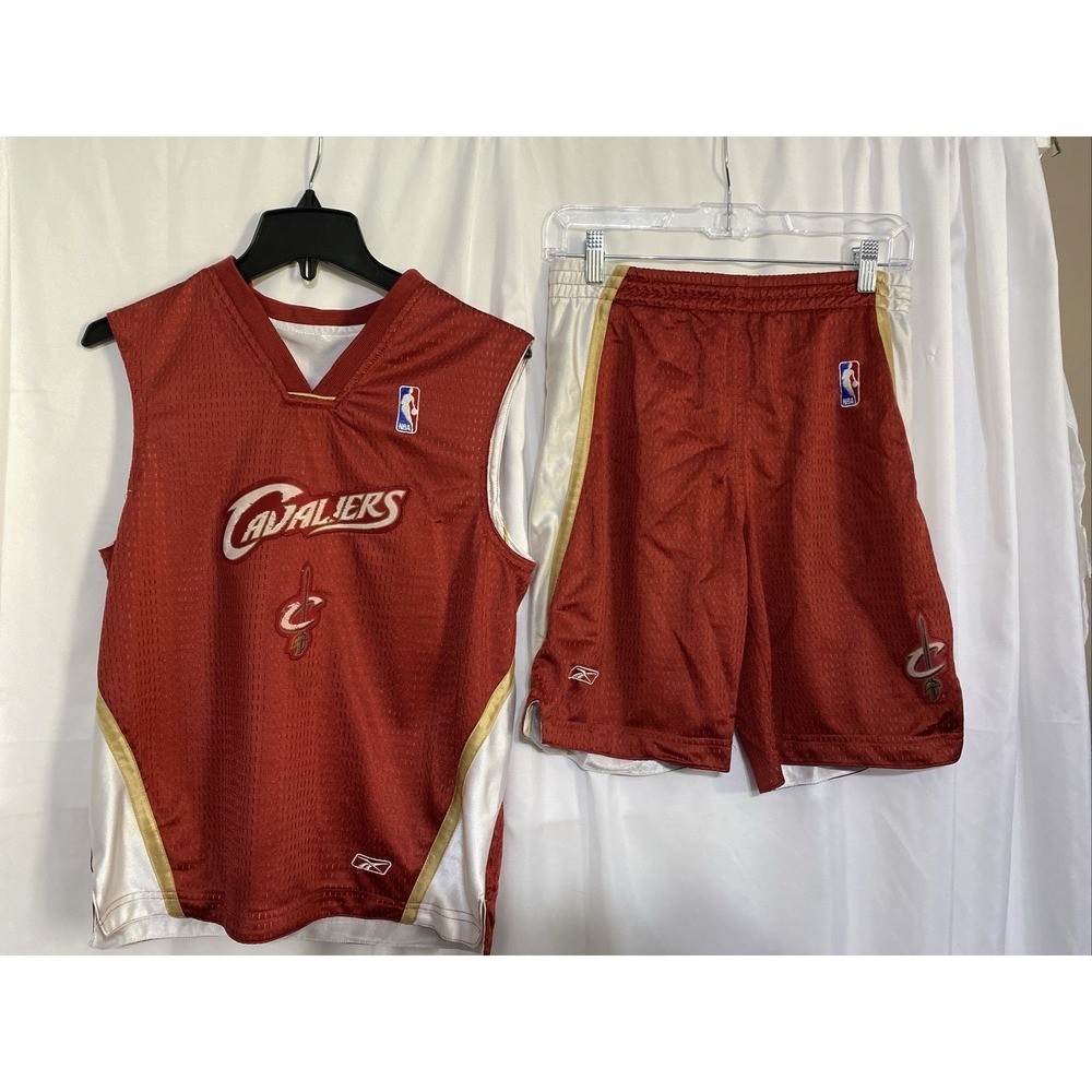 Reebok Cleveland Cavaliers Basketball Uniform Set Youth Wine White Reversible